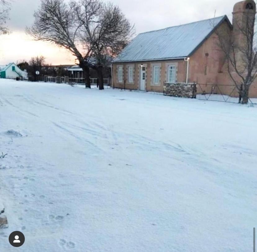Die Tabakhuis - Karoo Sutherland Exteriör bild